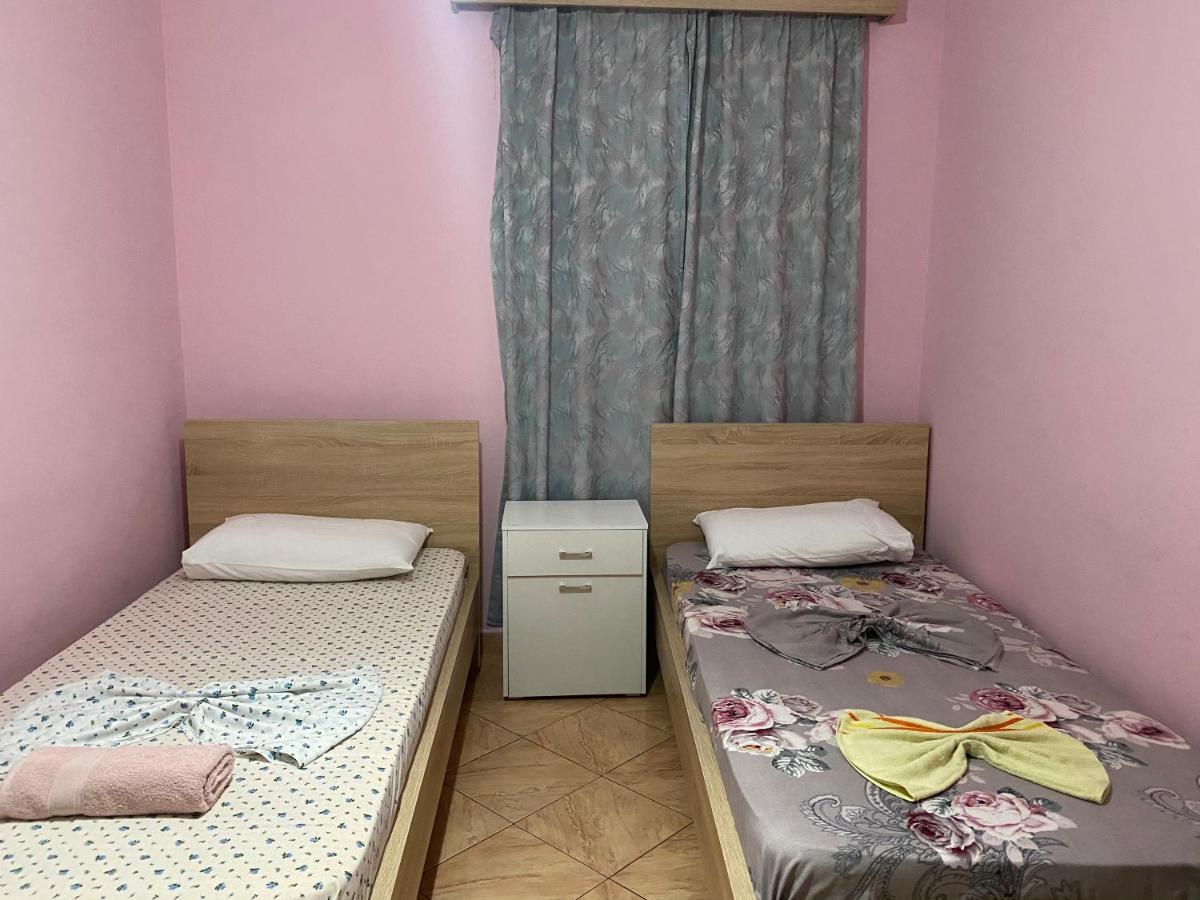Guesthouse Sense Tirana Bagian luar foto
