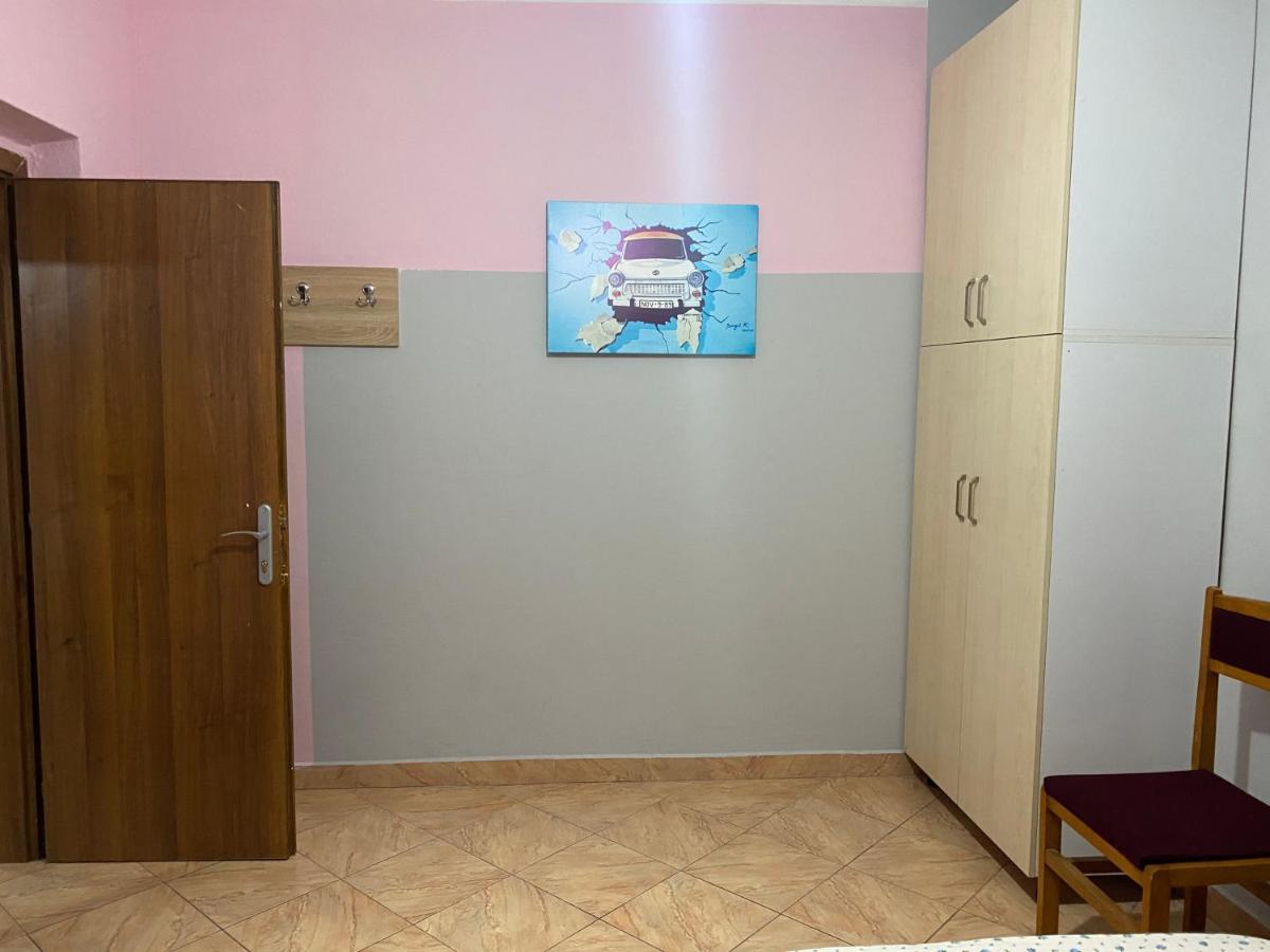 Guesthouse Sense Tirana Bagian luar foto