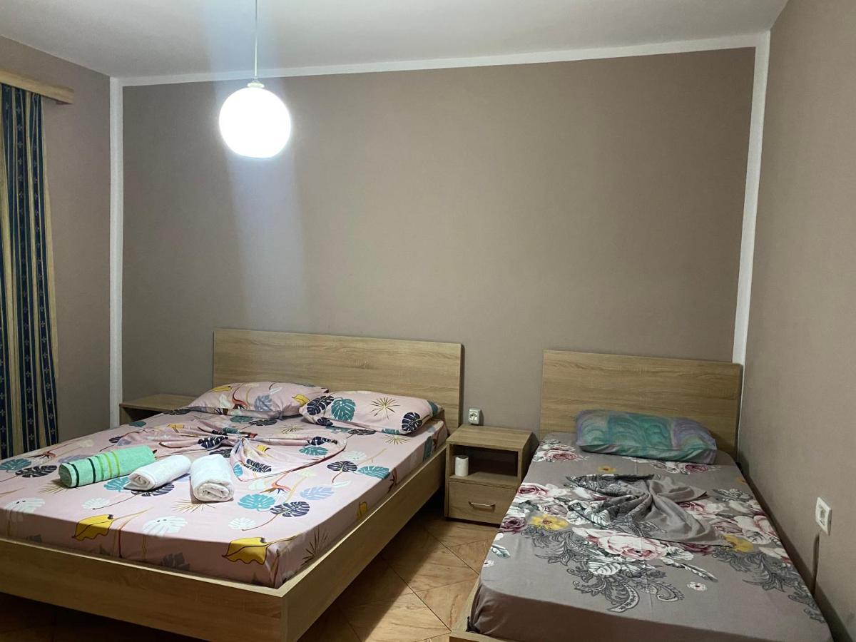 Guesthouse Sense Tirana Bagian luar foto