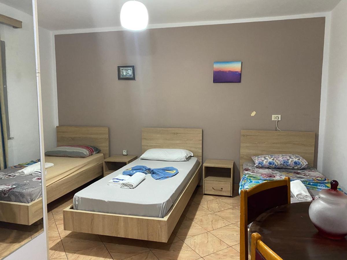 Guesthouse Sense Tirana Bagian luar foto