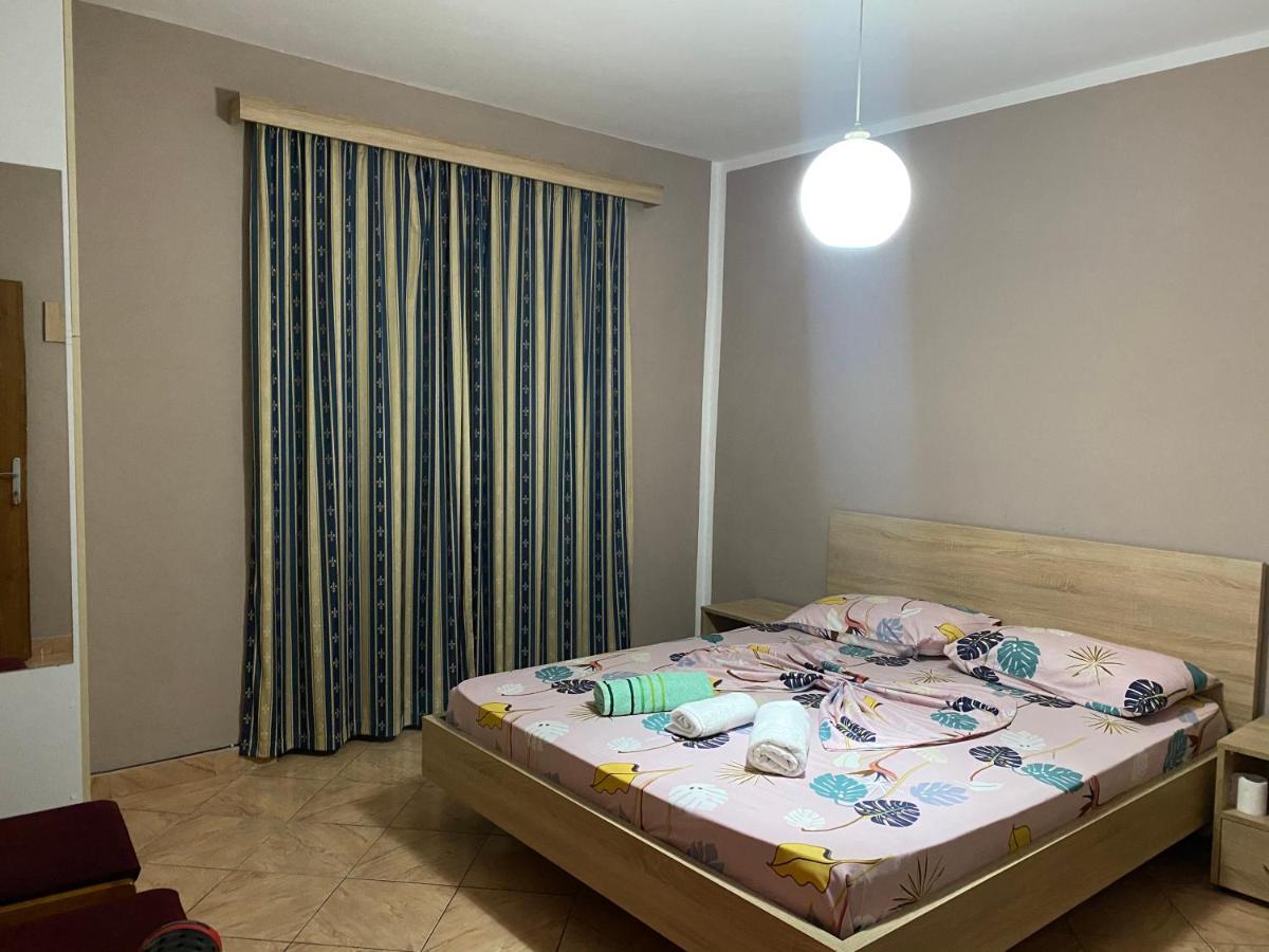 Guesthouse Sense Tirana Bagian luar foto
